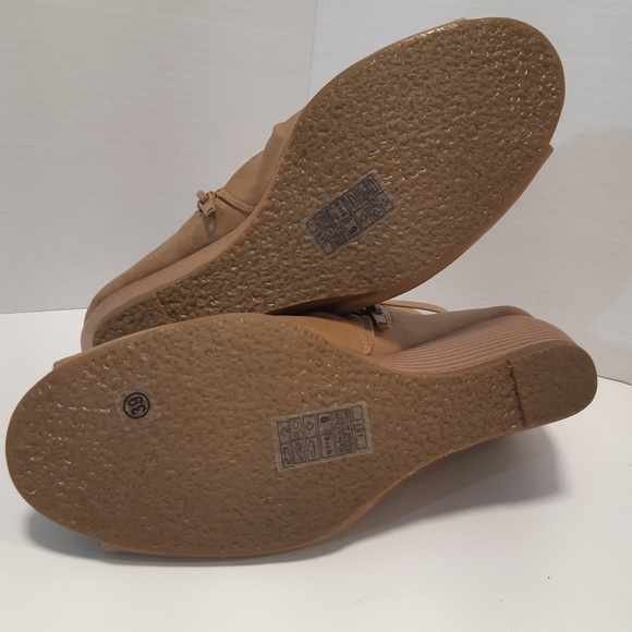 Blowfish Peep Toe Ankle Booties - Picture 7 of 7